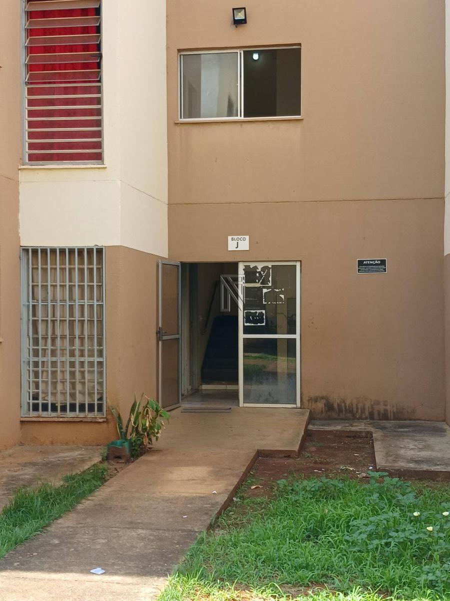  - Apartamento com 2 quartos, 42m², à venda
