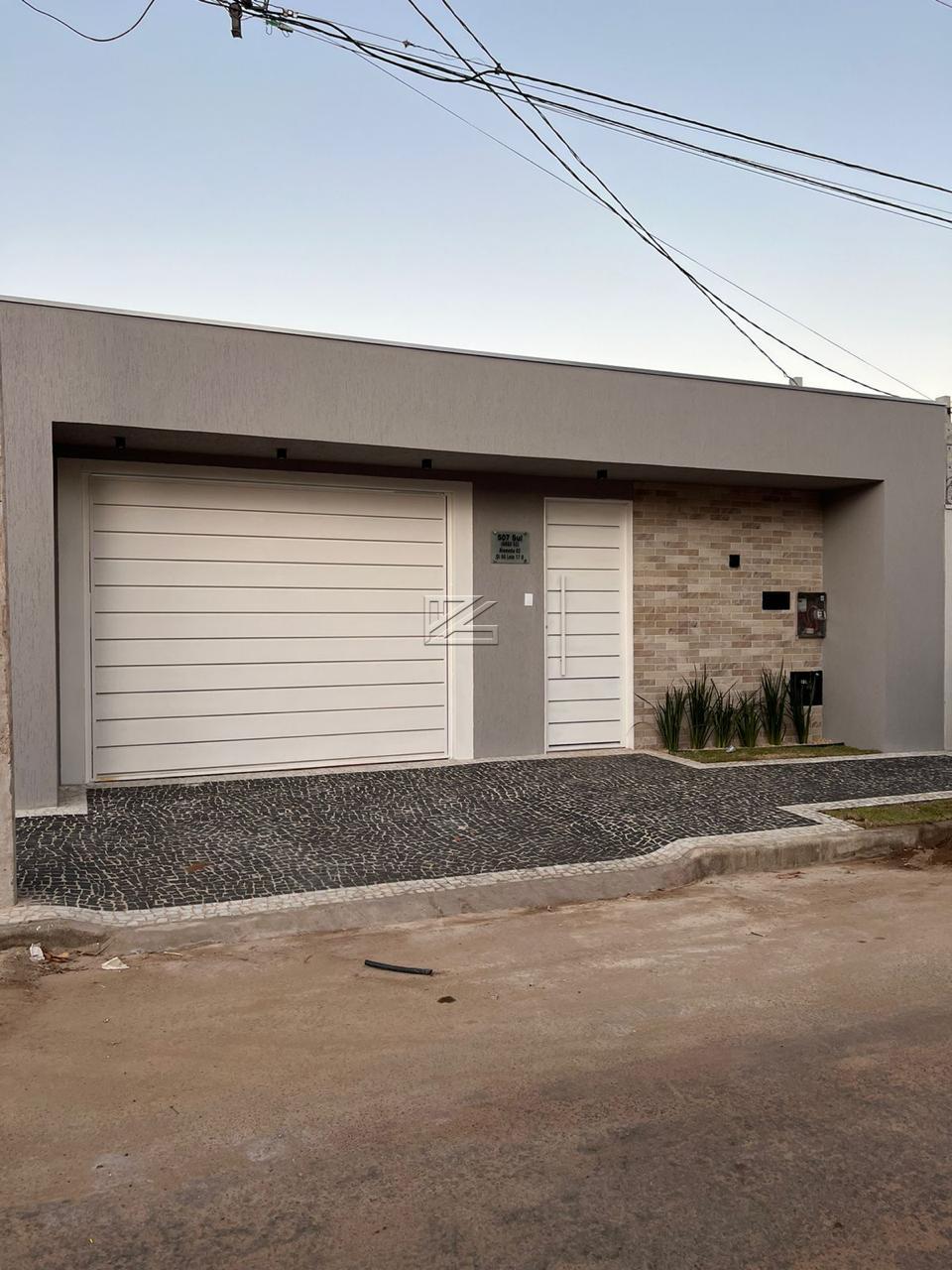 Casa à venda com 3 quartos, 170m² - ,