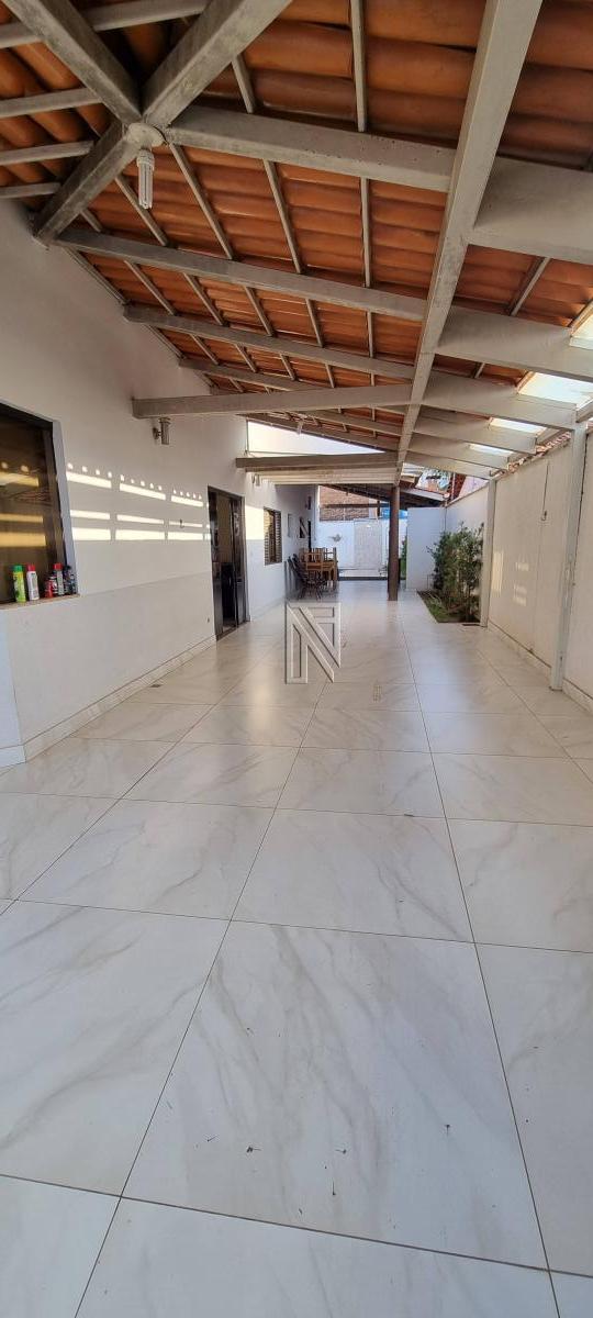 Casa à venda com 6 quartos, 309m² - ,