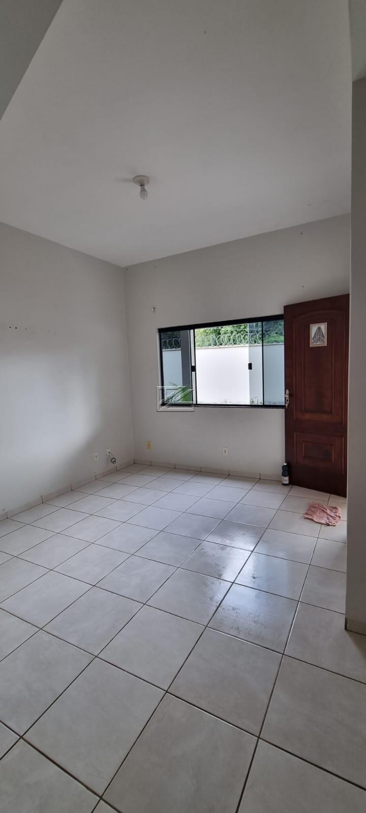 Sobrado em condomínio à venda com 2 quartos, 13,6m²m² - ,
